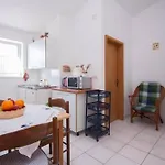 Maretic Center * Brodarica (Sibenik-Knin)