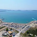 Maretic Center * Бродарица