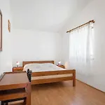Maretic Center Brodarica (Sibenik-Knin)