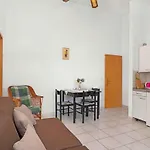 Maretic Center Бродарица
