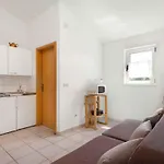 Apartment Maretic Center *