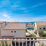 Maretic Center Апартаменты