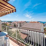 Апартаменты Maretic Center Бродарица