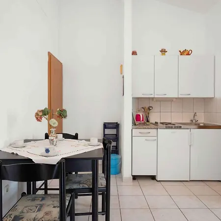 Maretic Center Brodarica (Sibenik-Knin)