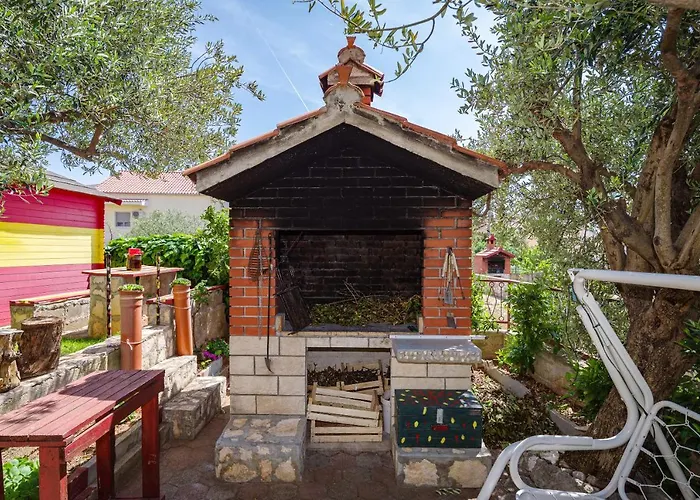 דירה Maretic Center