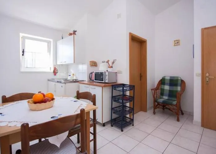 Maretic Center * Brodarica (Sibenik-Knin)