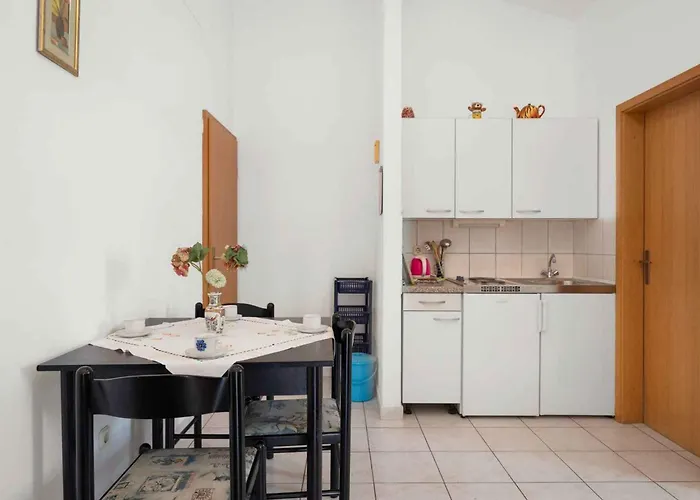 Maretic Center Brodarica (Sibenik-Knin)