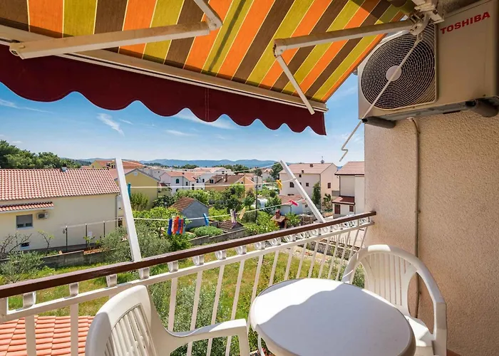 Apartment Maretic Center