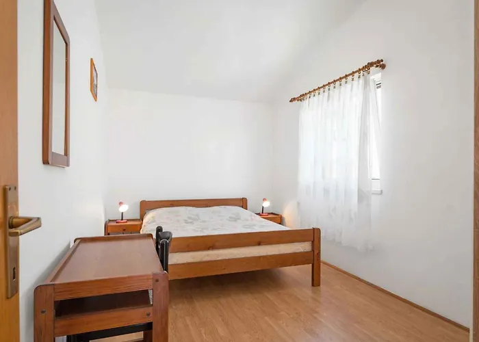 Maretic Center Brodarica (Sibenik-Knin)