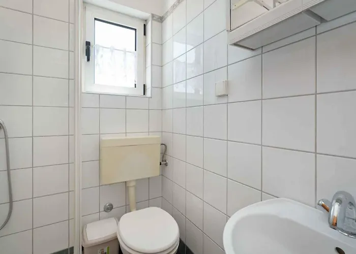 Maretic Center * Brodarica (Sibenik-Knin)