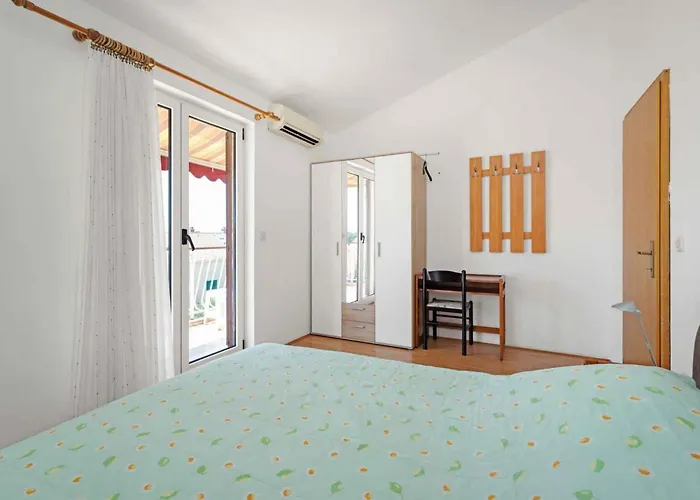 Maretic Center Brodarica (Sibenik-Knin)