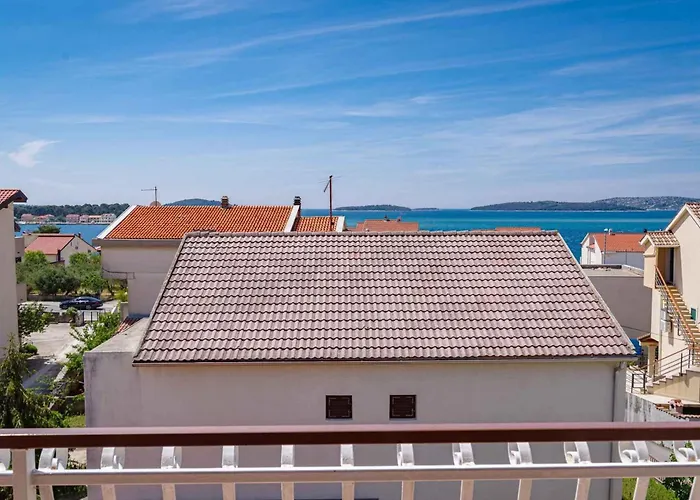 아파트 Maretic Center *