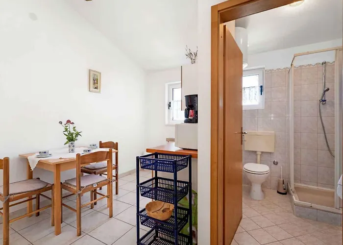 Maretic Center Apartment